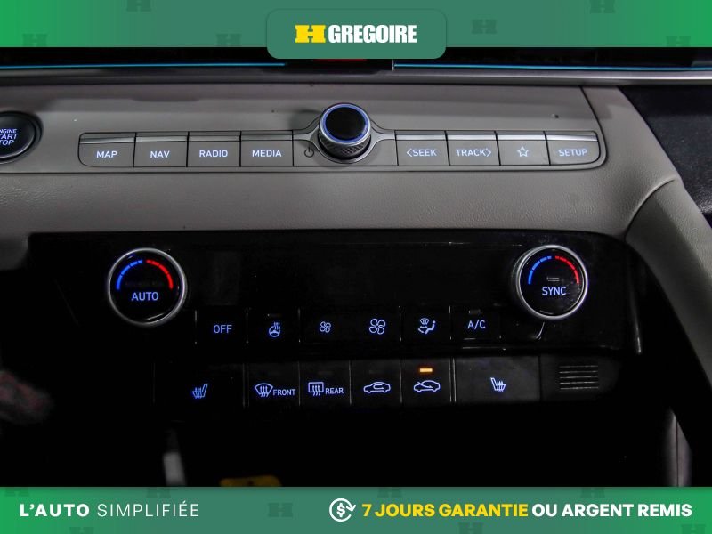 Hyundai Elantra 729100 | LUXURY HYBRIDE AUTO A/C CUIR TOIT NAV CAM RECULE 2023 Bleu Laval - photo #15