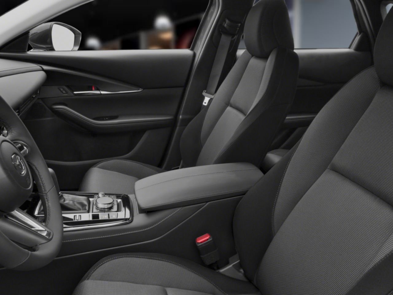 2026 MAZDA CX-30 Aero Grey Metallic Notre-Dame-des-Prairies - photo #4