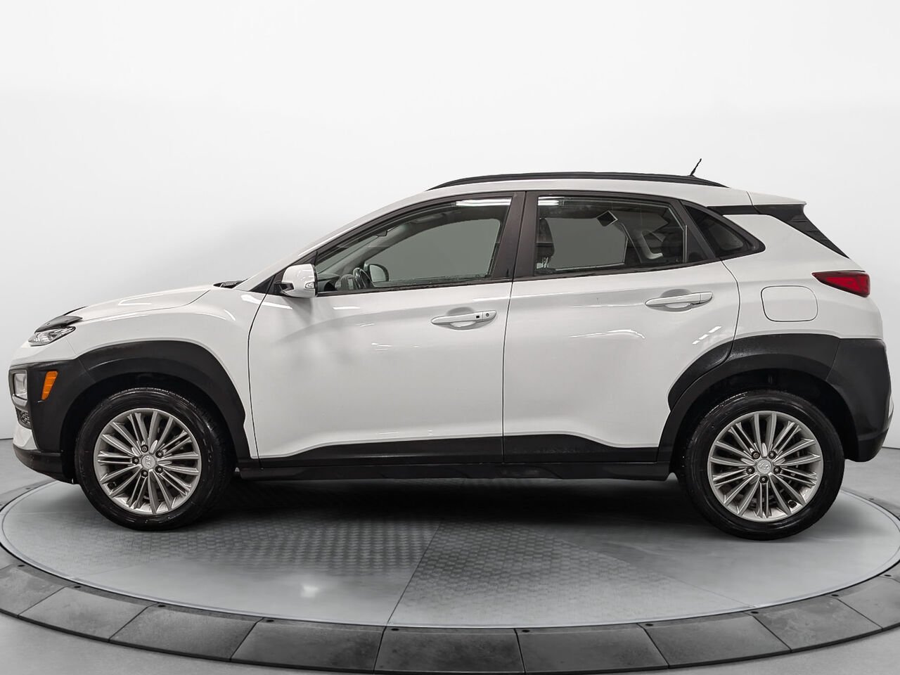 Hyundai KONA AWD 2.0L Preferred Sièges et Volant Chauffants 2020 Blanc Sherbrooke - photo #1