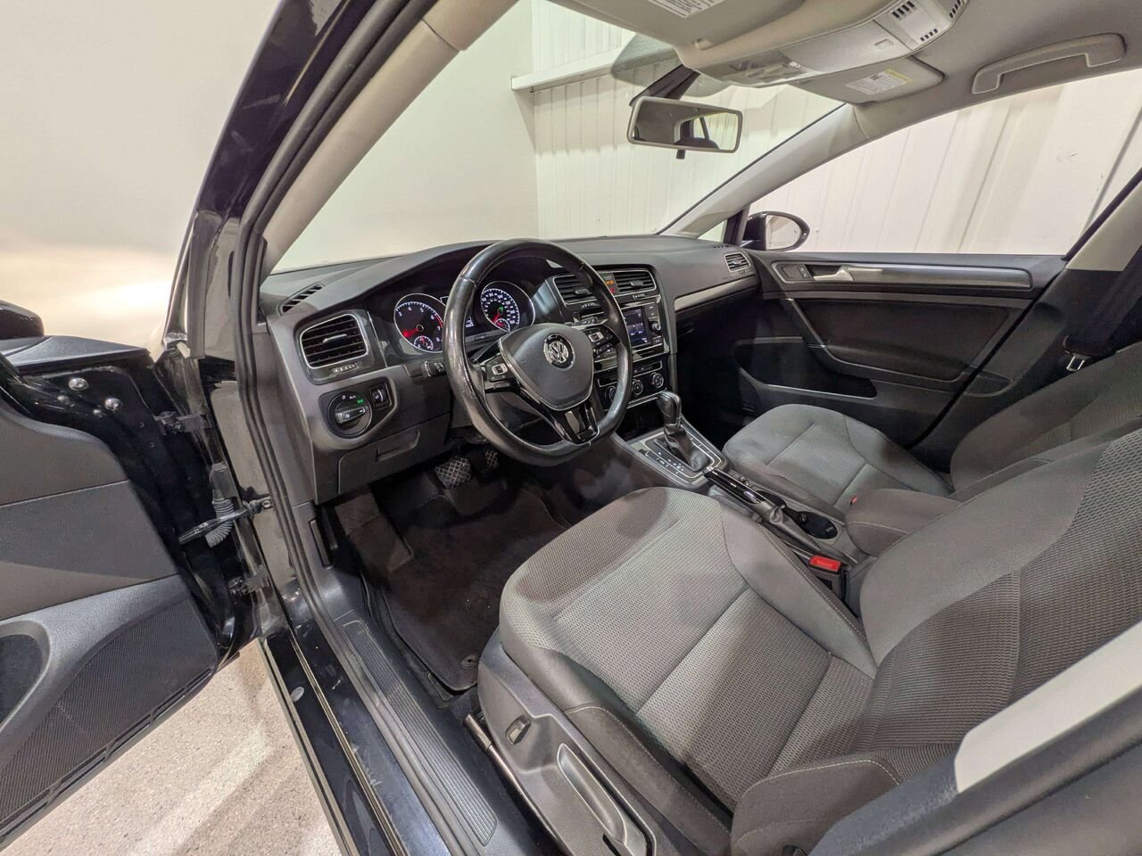 Volkswagen Golf Comfortline 5-door Auto 2019 Noir Val-David - photo #9