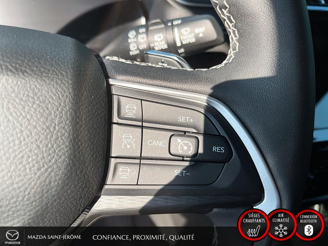 Jeep Grand Cherokee Altitude | GROUPE REMORQUAGE | CUIR | 2025 Gris Saint-Jérôme - photo #14