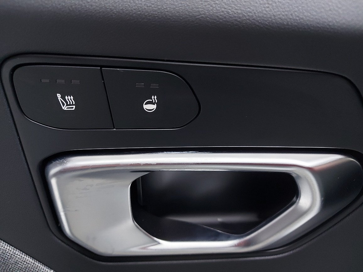 2025 Kia K4 Snow White Pearl Blainville - photo #15