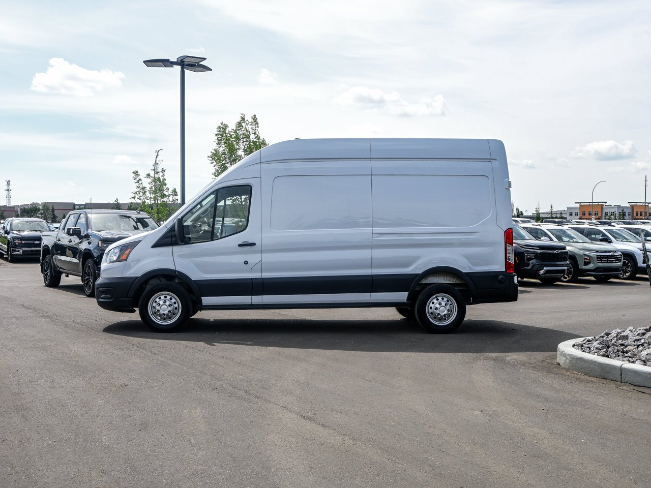 2025 Ford Transit Cargo Van T-250 148 Hi Rf 9070 GVWR AWD White Sherwood Park - photo #9