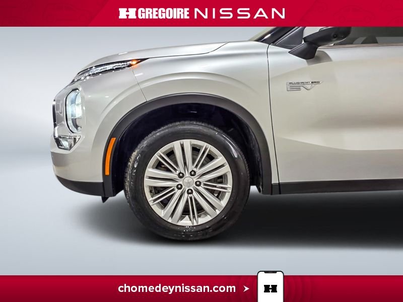2024 Mitsubishi Outlander White Blainville - photo #11
