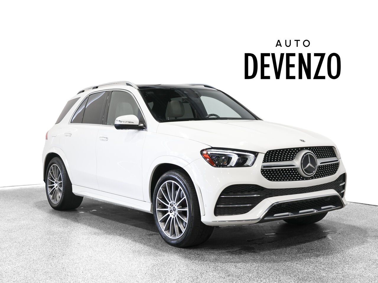 2022 Mercedes-Benz GLE White Saint-Eustache - photo #1