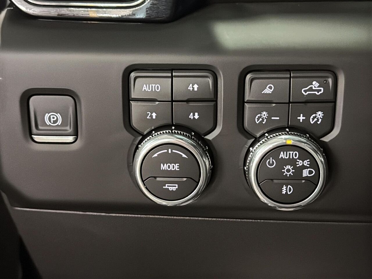 GMC Sierra 1500 AT4 cabine multiplace 4RM 157 po 2026 Gris Saint-Hyacinthe - photo #15