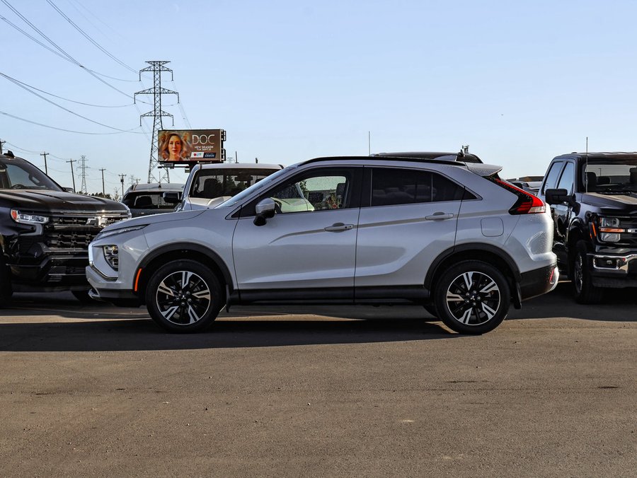 2025 Mitsubishi Eclipse Cross SEL AWD 1.5L | Head-Up Display White