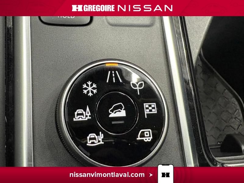 Nissan Pathfinder 2024 Blanc Laval - photo #12