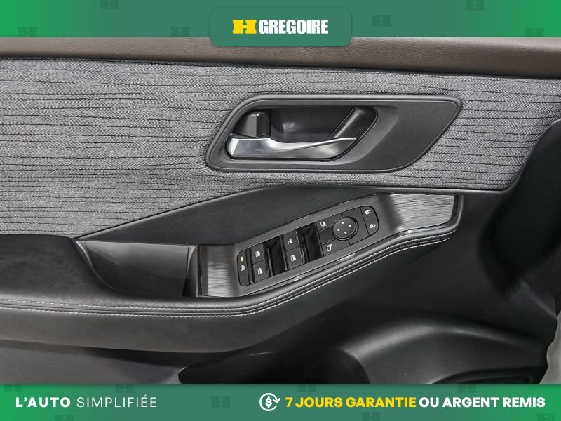 Nissan Rogue 823807 | SV TOIT AWD CARPLAY A PARTIR DE 2.99% 2023 Blanc Laval - photo #16
