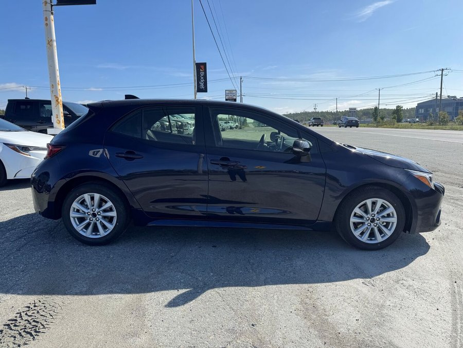 Toyota Corolla à hayon CVT 2027 2027 Bleu héliographique