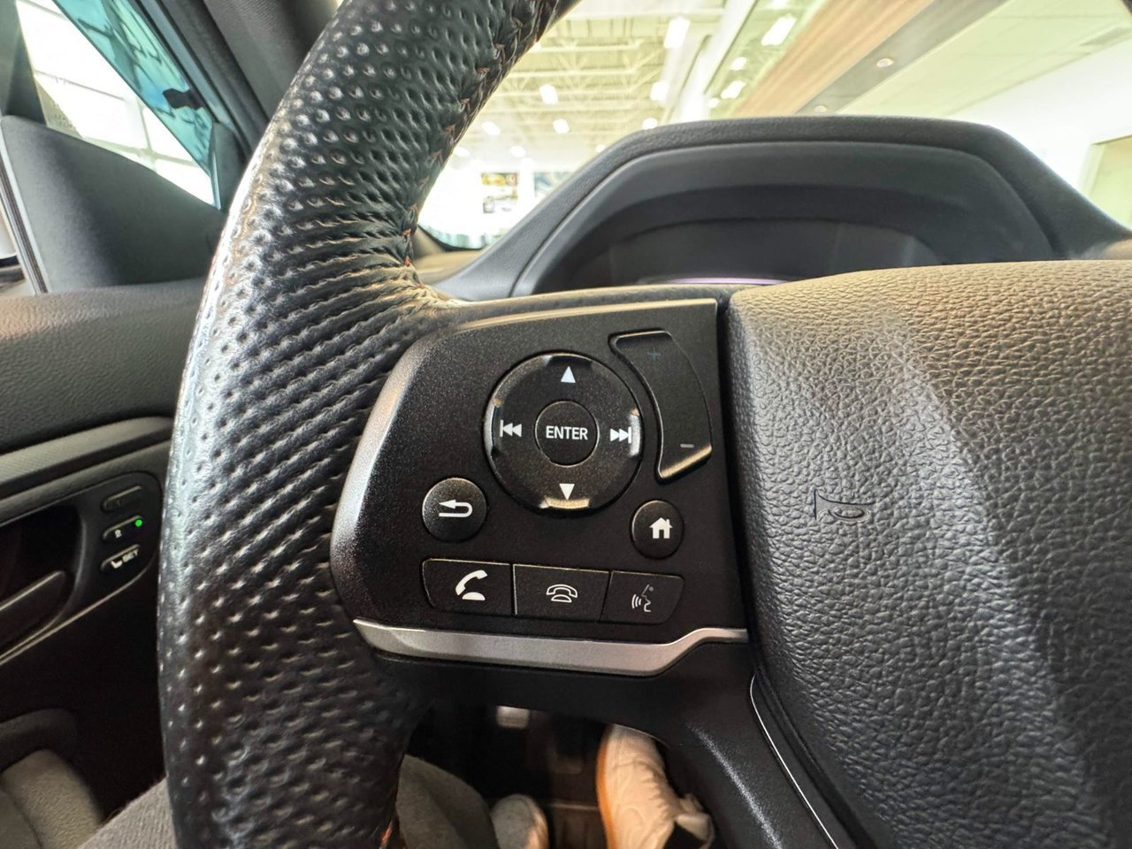 Honda Passport 2023 Gris Notre-Dame-des-Prairies - photo #20