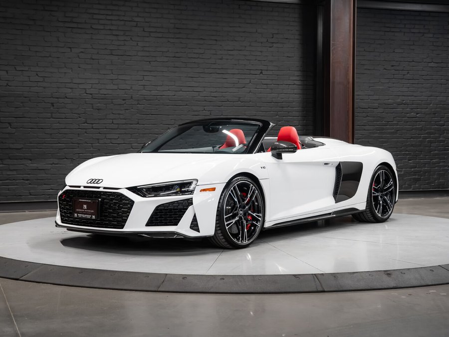2021 Audi R8 Spyder V10 performance | Carbon Exterior Trim Details | Bang & Olufsen Audio System White