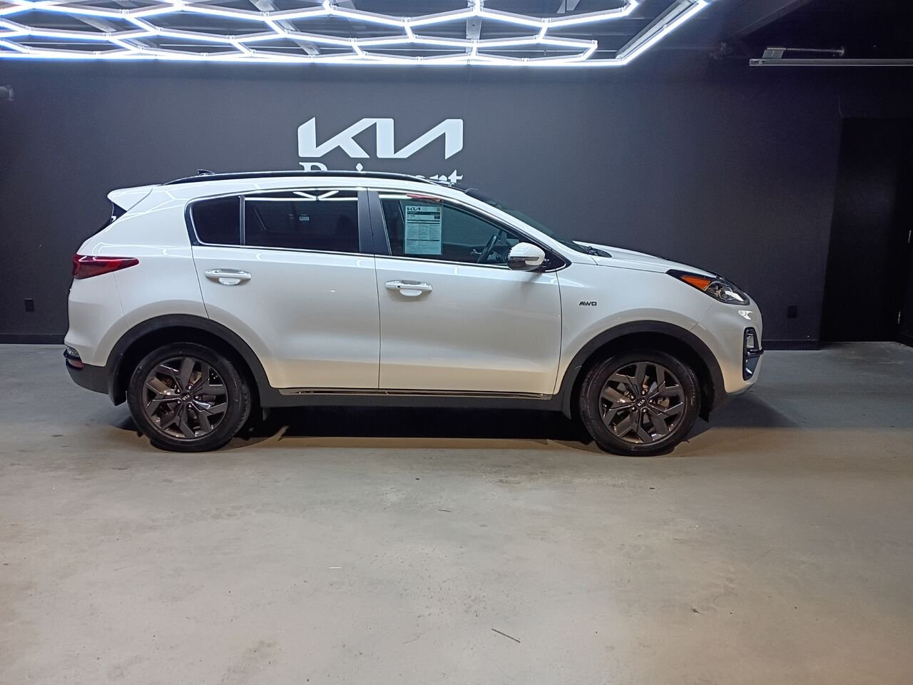 2021 Kia Sportage White Blainville - photo #5