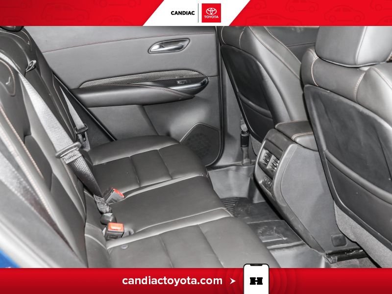 2019 Cadillac XT4 Blue Laval - photo #31