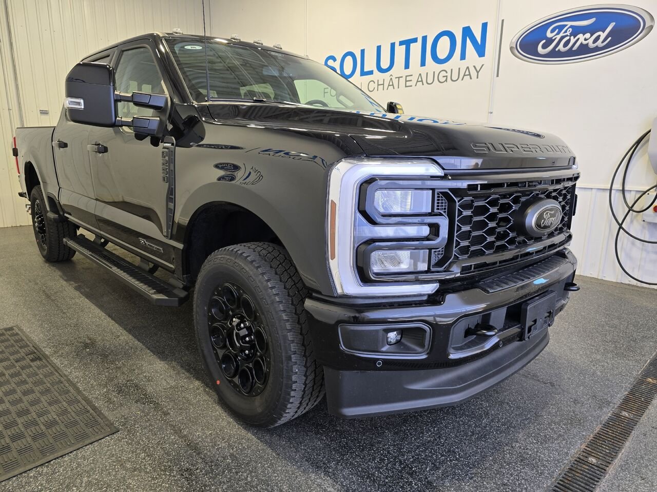 Ford Super Duty F-250 SRW 2026 Noir agate métallisé Châteauguay - photo #3