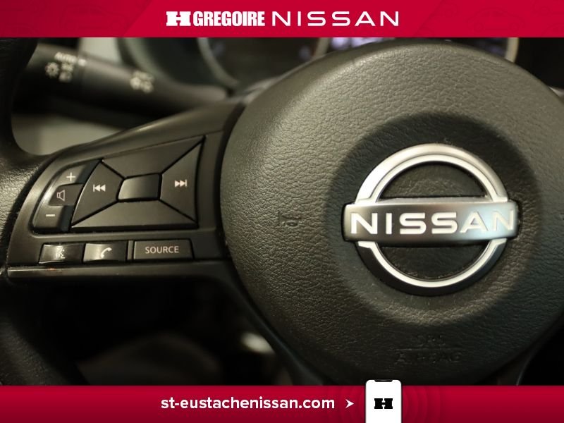 2024 Nissan Kicks White Laval - photo #27