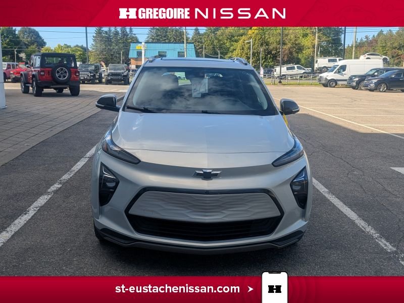2022 Chevrolet Bolt EUV Grey Laval - photo #1