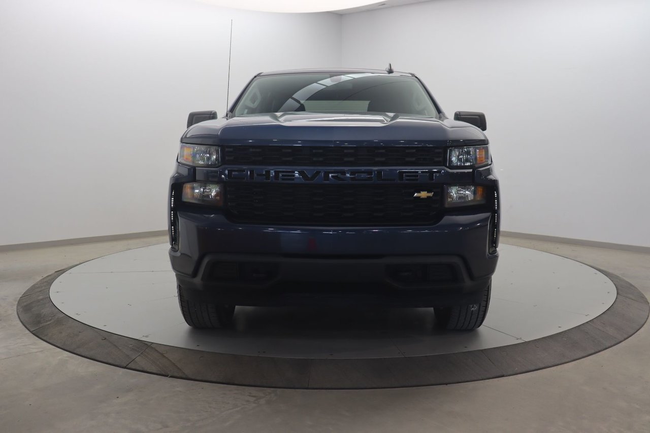 Chevrolet Silverado 1500 Custom 2020 Noir Baie-Comeau - photo #1