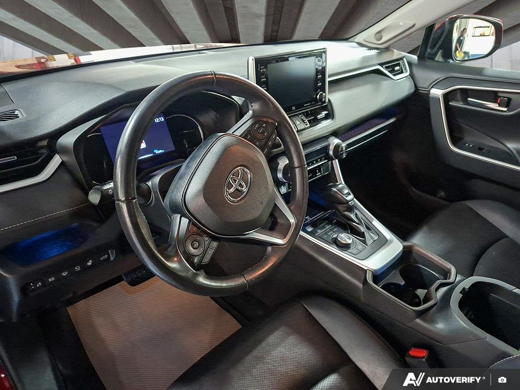 2019 Toyota RAV4 2600666A | Limited 03T3 RUBY FLARE P Edmonton - photo #11
