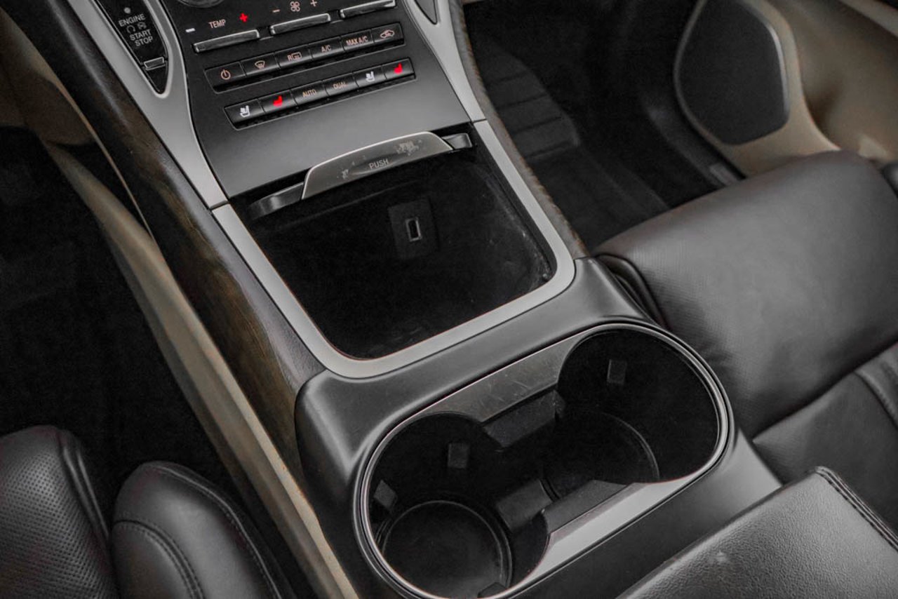 2020 Lincoln Nautilus Reserve AWD White Sherwood Park - photo #27