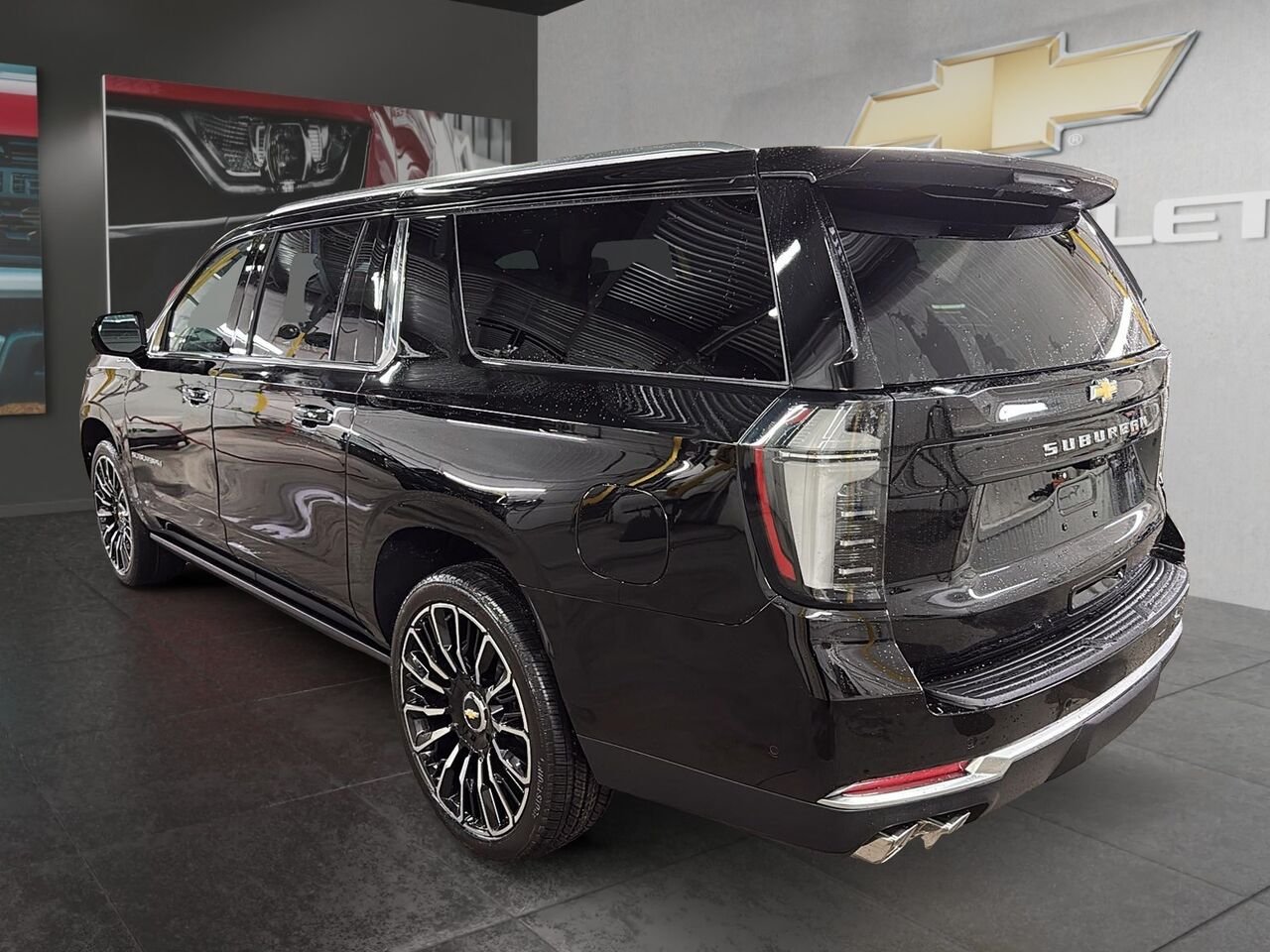 CHEVROLET Suburban HIGH COUNTRY 2027 NOIR Saint-Hyacinthe - photo #3
