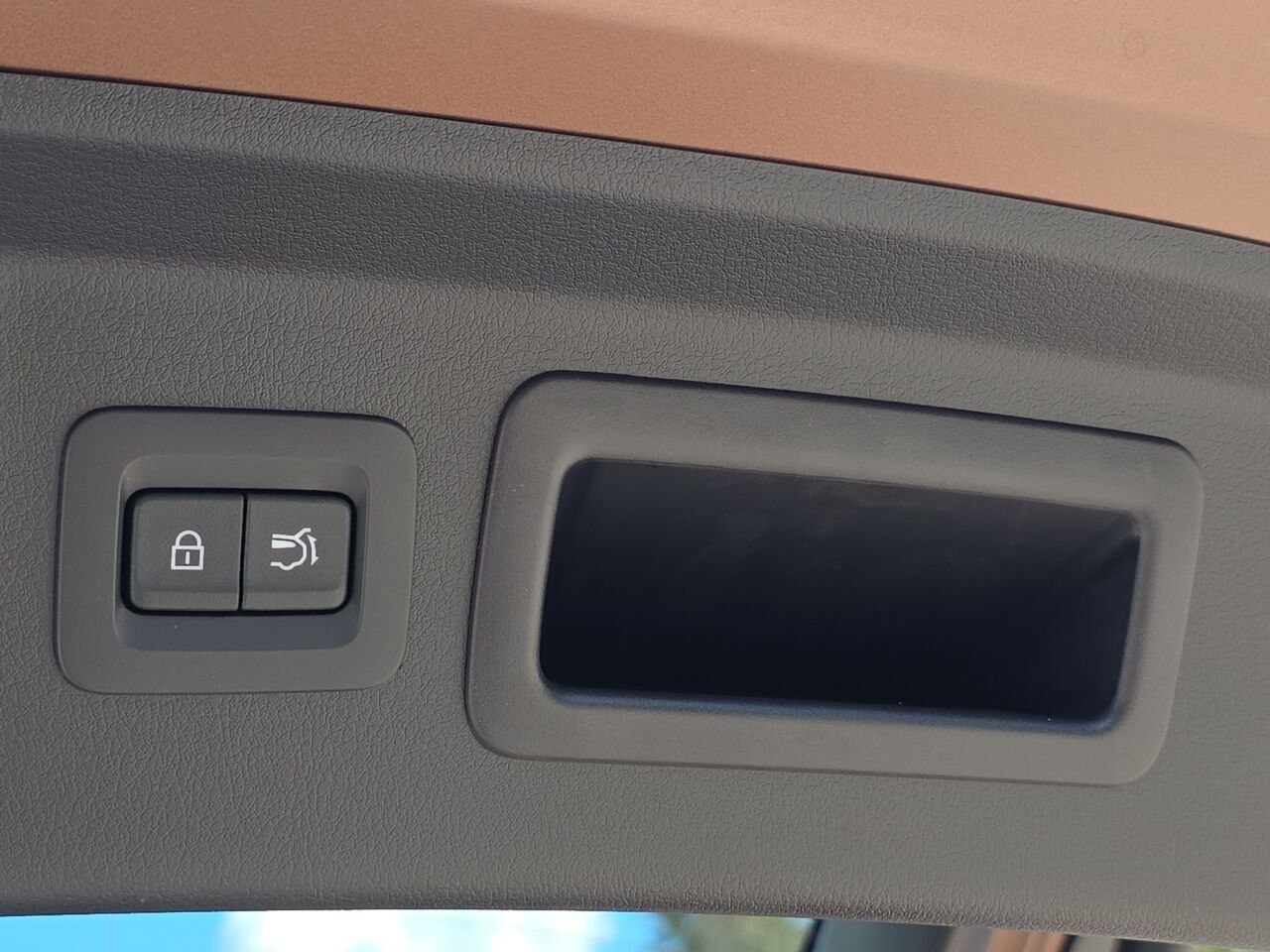 2026 Mazda CX-70 PHEV GT TI, ÉCRAN TACTILE 12.9 POUCES, SIÈGES CHAUFFANTS Melting Copper Metallic Val-David - photo #28