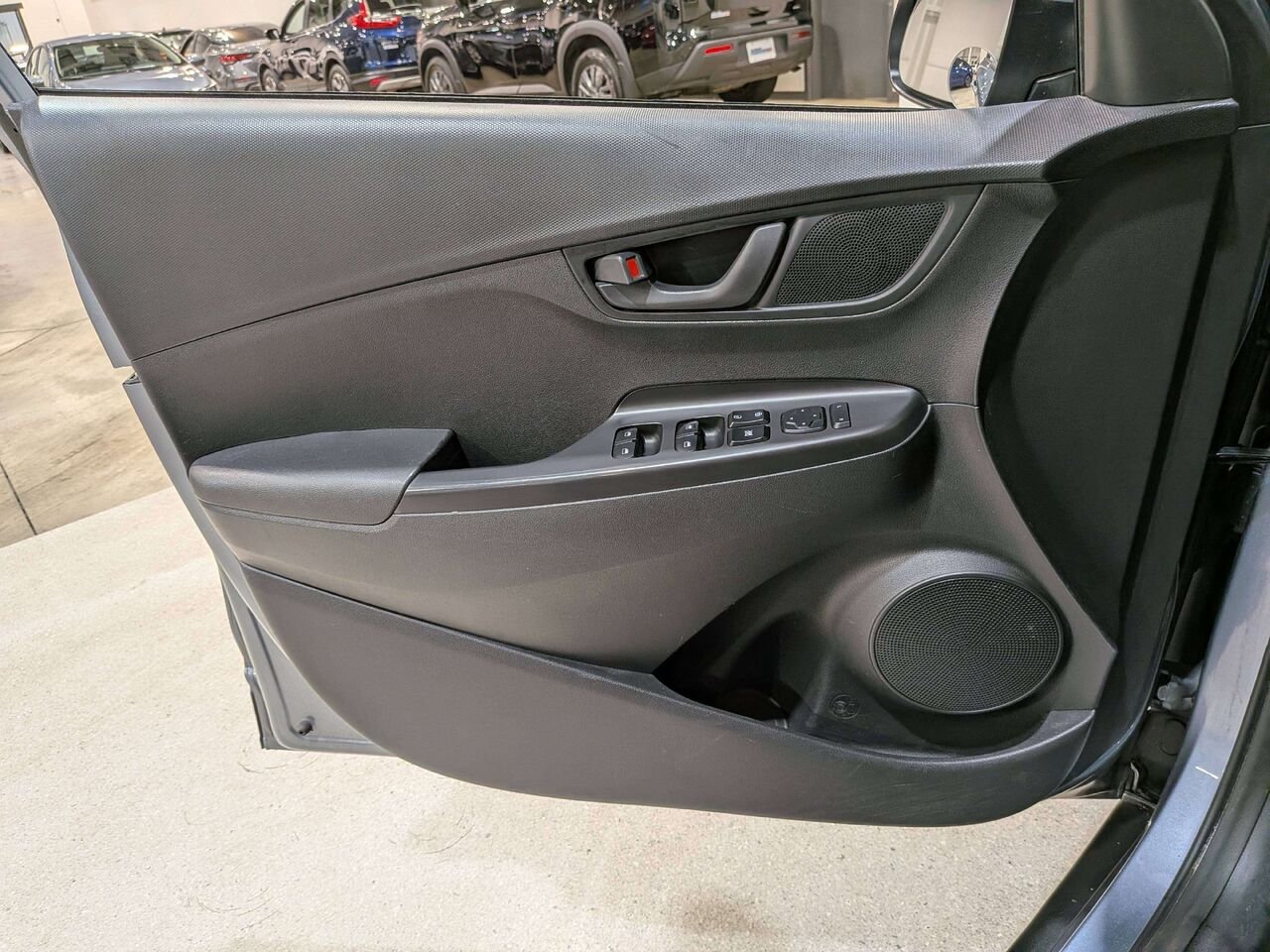 2019 Hyundai Kona 2.0L Essential AWD Grey Val-David - photo #28