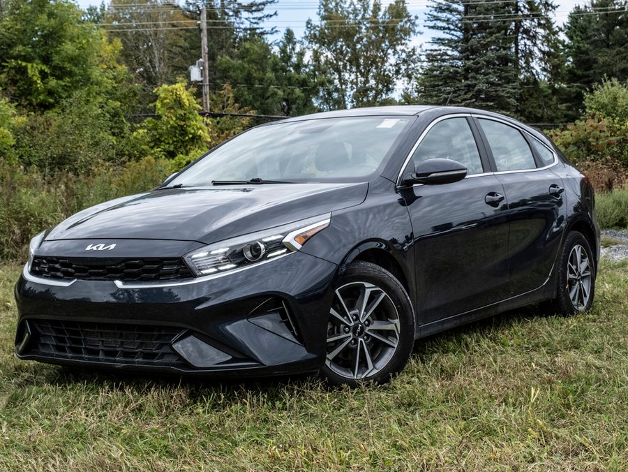 2023 Kia Forte5 EX IVT Grey