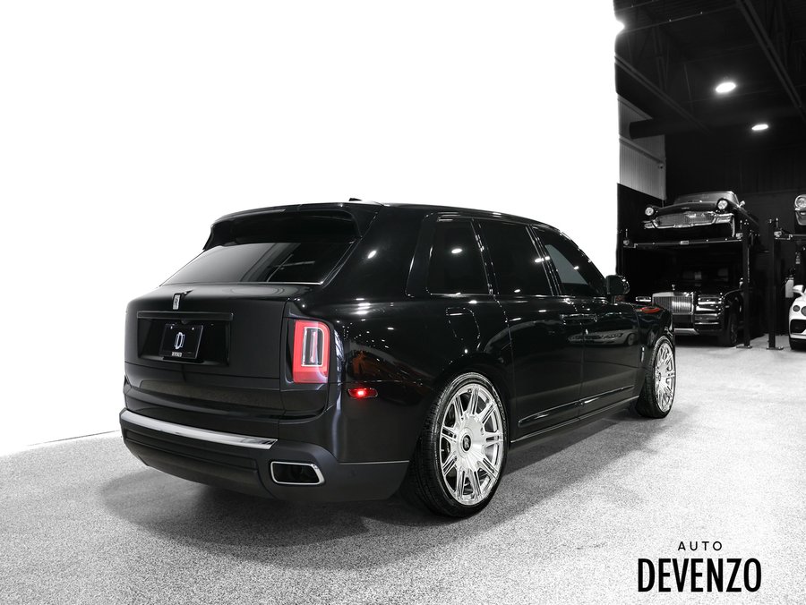 2022 Rolls-Royce Cullinan 2022 Black
