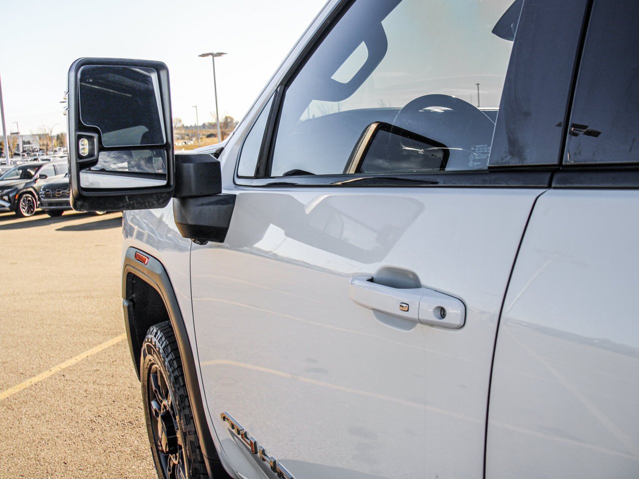 2024 GMC Sierra 3500HD 4WD Crew Cab 159 AT4 White Sherwood Park - photo #12