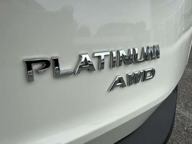 Nissan Rogue PLATINUM, AWD, CUIR, TOIT PANO, DEMARREUR ++ 2023 Blanc
