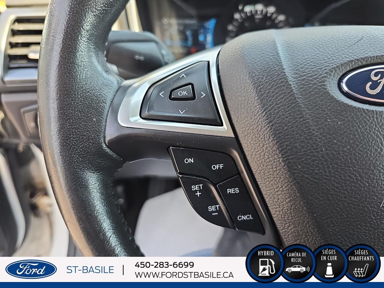 Ford FUSION HYBRIDE 2015 Blanc Saint-Basile-le-Grand - photo #26