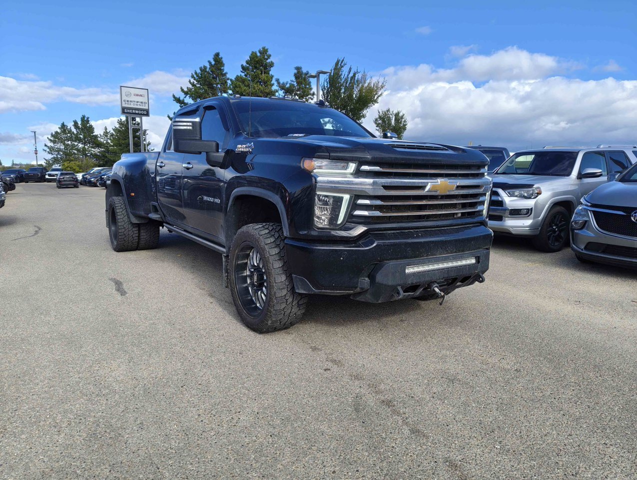 2023 Chevrolet Silverado 3500HD 4WD Crew Cab 172 High Country Black Sherwood Park - photo #2