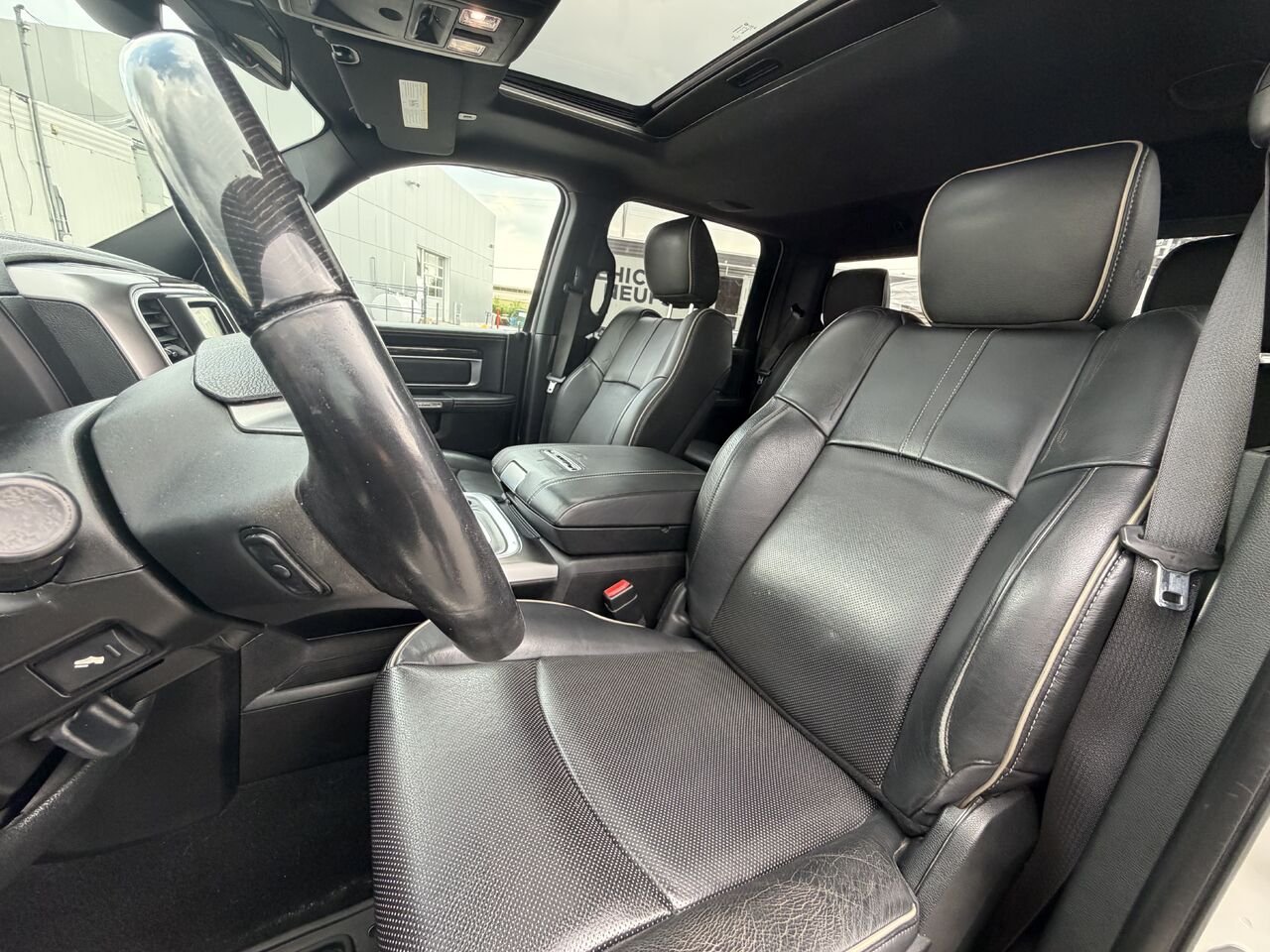 Ram 1500 *DIESEL* LIMITED CREW CAB 2018 Blanc Laval - photo #25