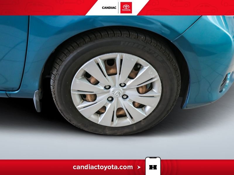 2014 Toyota Yaris Green Saint-Eustache - photo #27