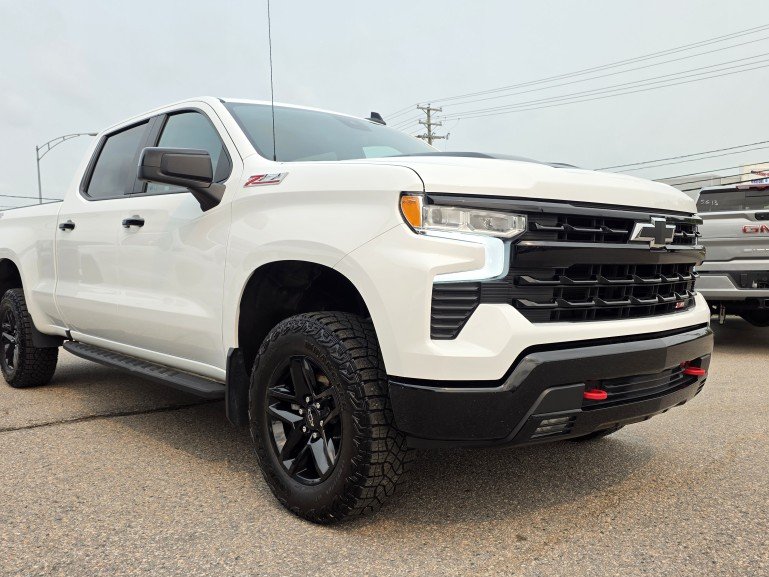 Chevrolet Silverado 1500 LT TrailBoss 4X4 2024 Blanc Mont-Laurier - photo #2