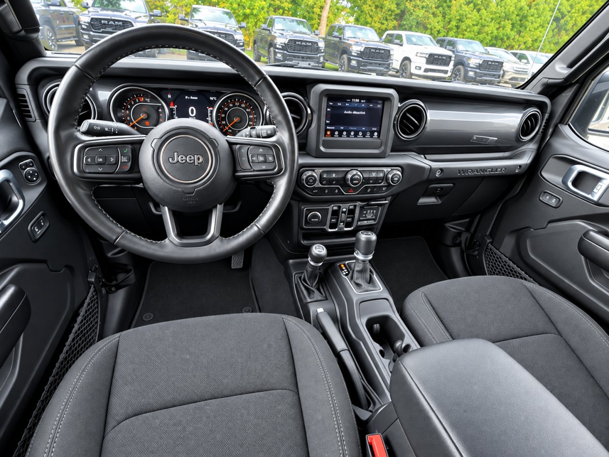 2021 Jeep Wrangler Grey Saint-Basile-le-Grand - photo #14