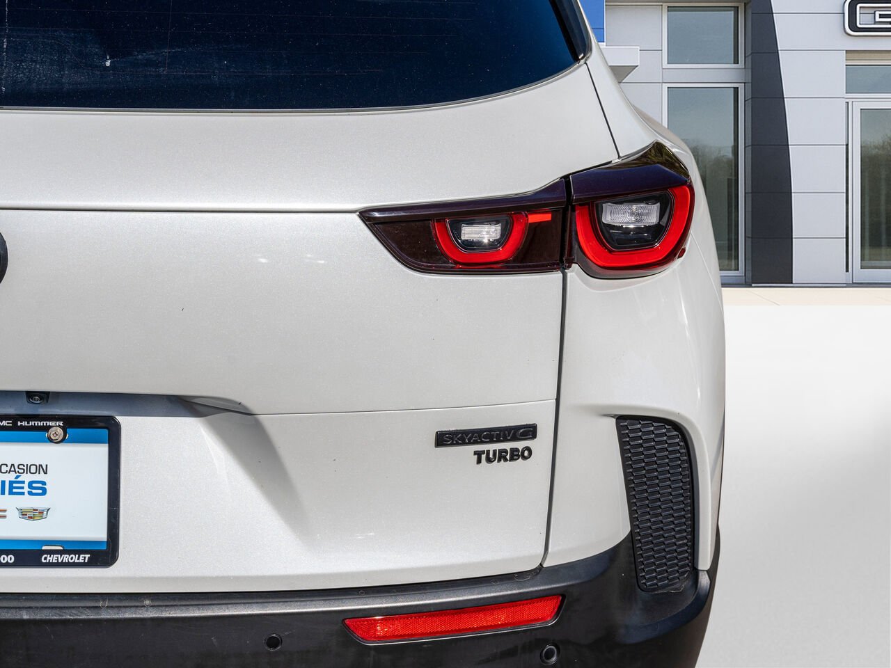 2023 Mazda CX-50 Modèle GT AWD White Châteauguay - photo #28