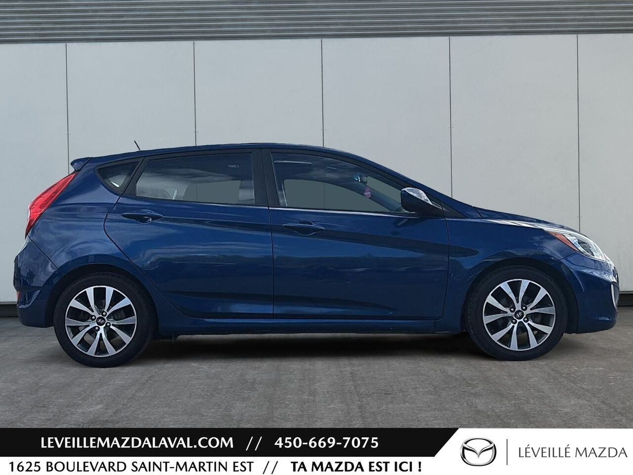 2017 Hyundai Accent SE 5 portes à hayon à transmission automatique Blue Laval - photo #3