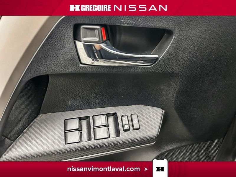 2015 Toyota Rav 4 Grey Laval - photo #20
