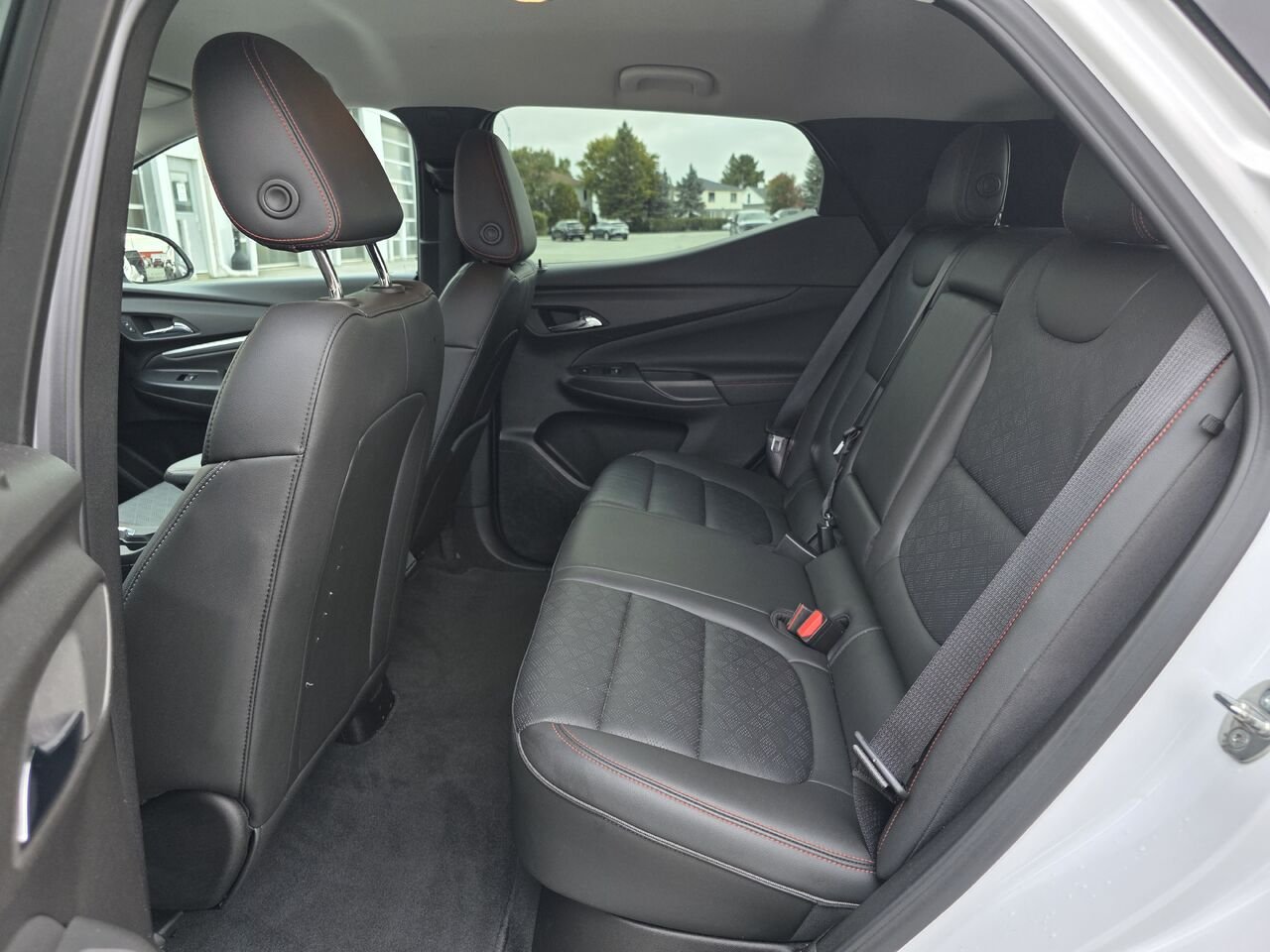 Chevrolet Bolt EUV Premier 2023 Blanc Rouyn-Noranda - photo #20