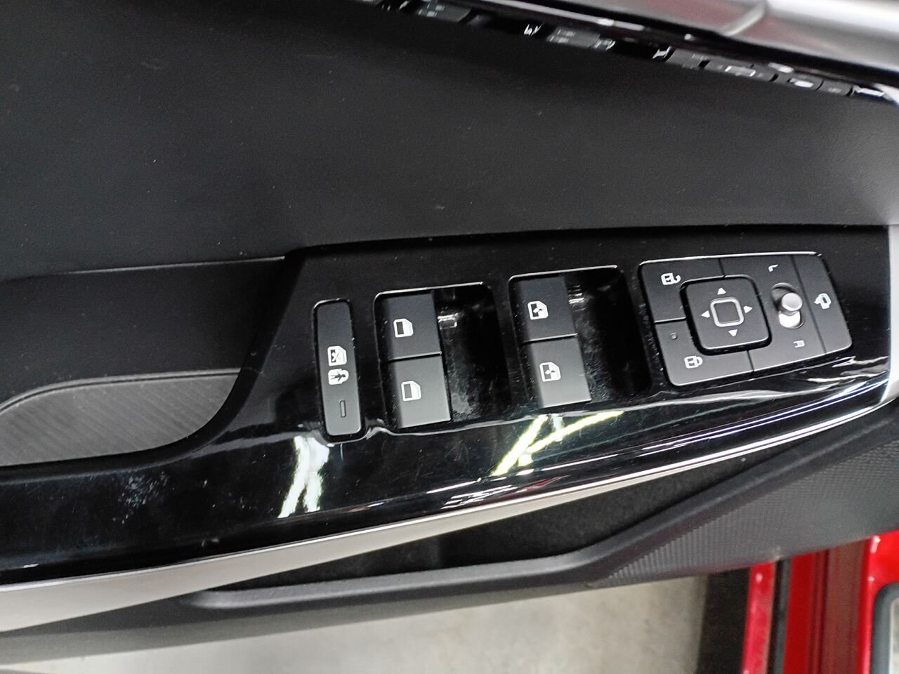 2024 Kia EV6 Red Blainville - photo #18