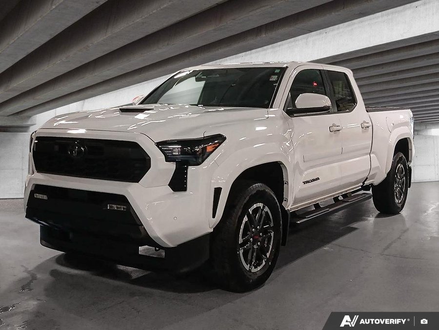 2025 Toyota Tacoma 4x4 Double Cab Auto White