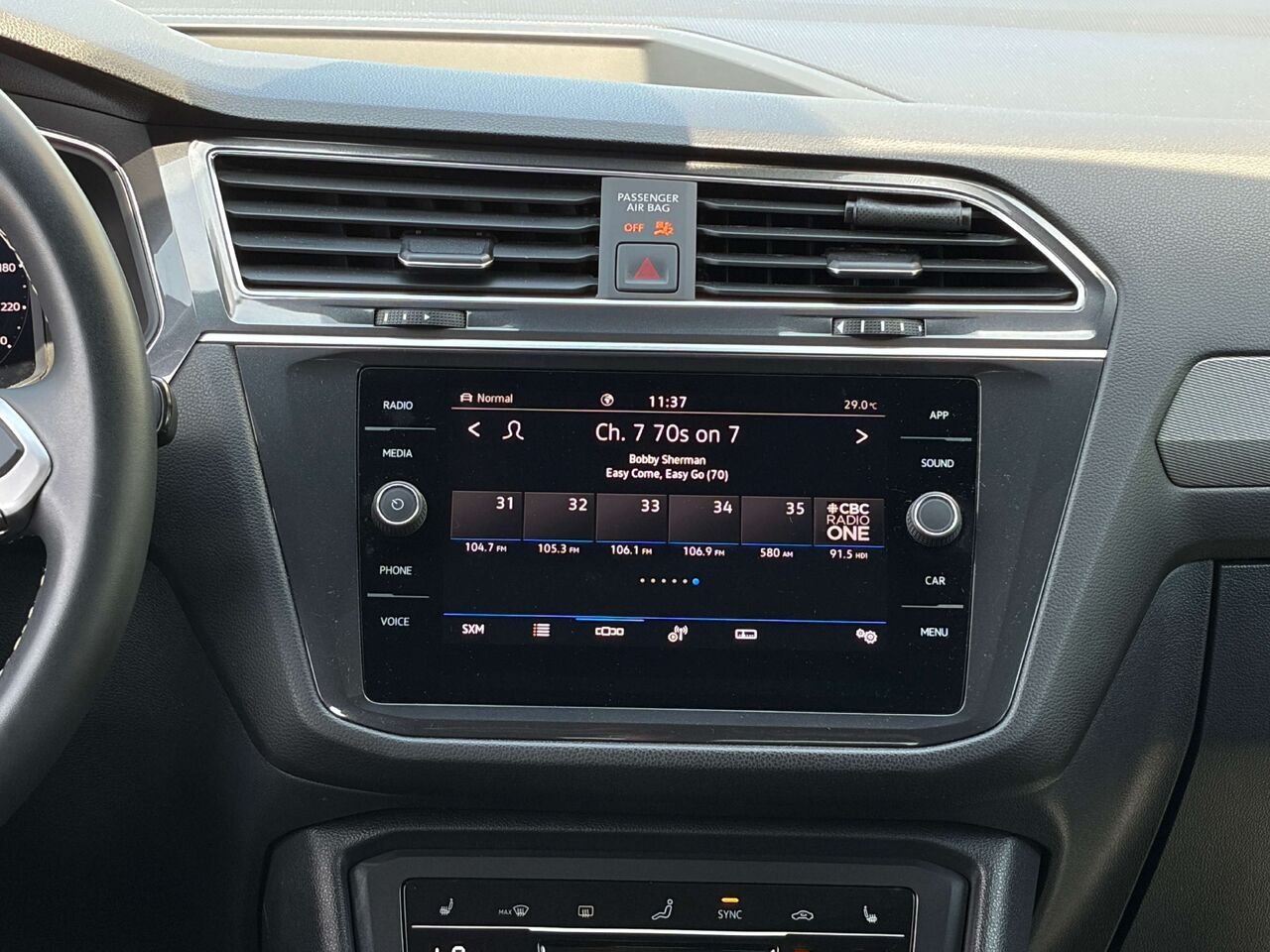 2023 Volkswagen Tiguan Comfortline R-Line Black Edition Grey Gatineau - photo #15
