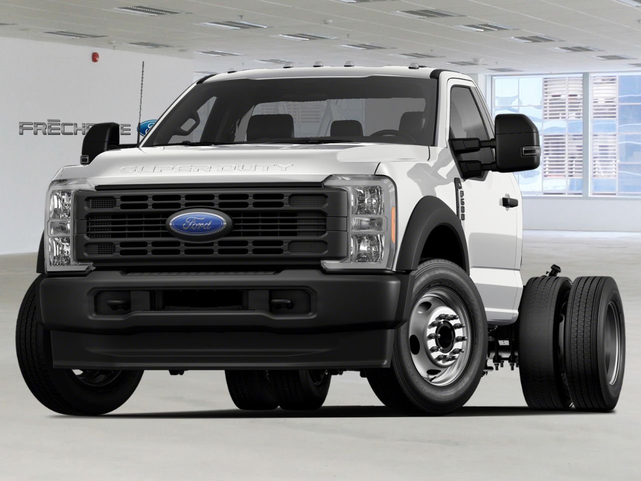 Ford Super Duty F-600 RARJ 2026 Blanc Oxford Montmagny - photo #0