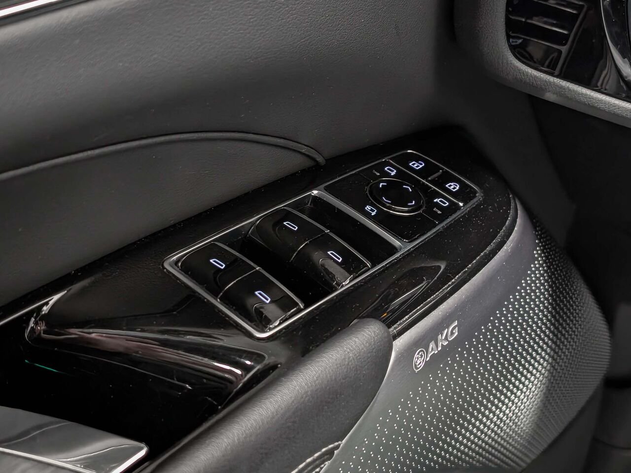 CADILLAC LYRIQ EV LUXURY RWD 1SE 2023 gray Sherbrooke - photo #21
