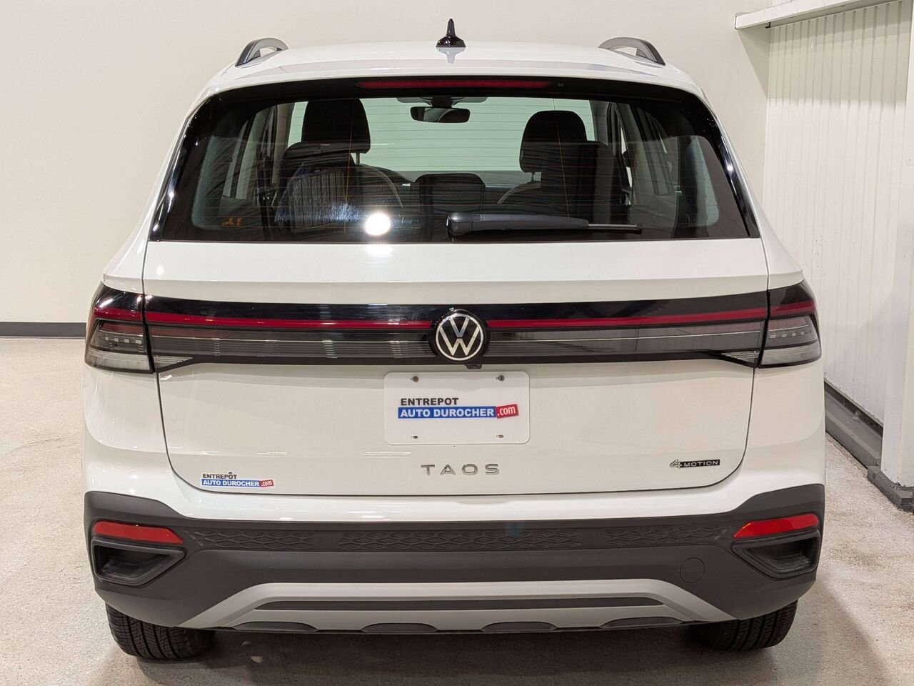 Volkswagen Taos Trendline 4MOTION 2026 Blanc Val-David - photo #5