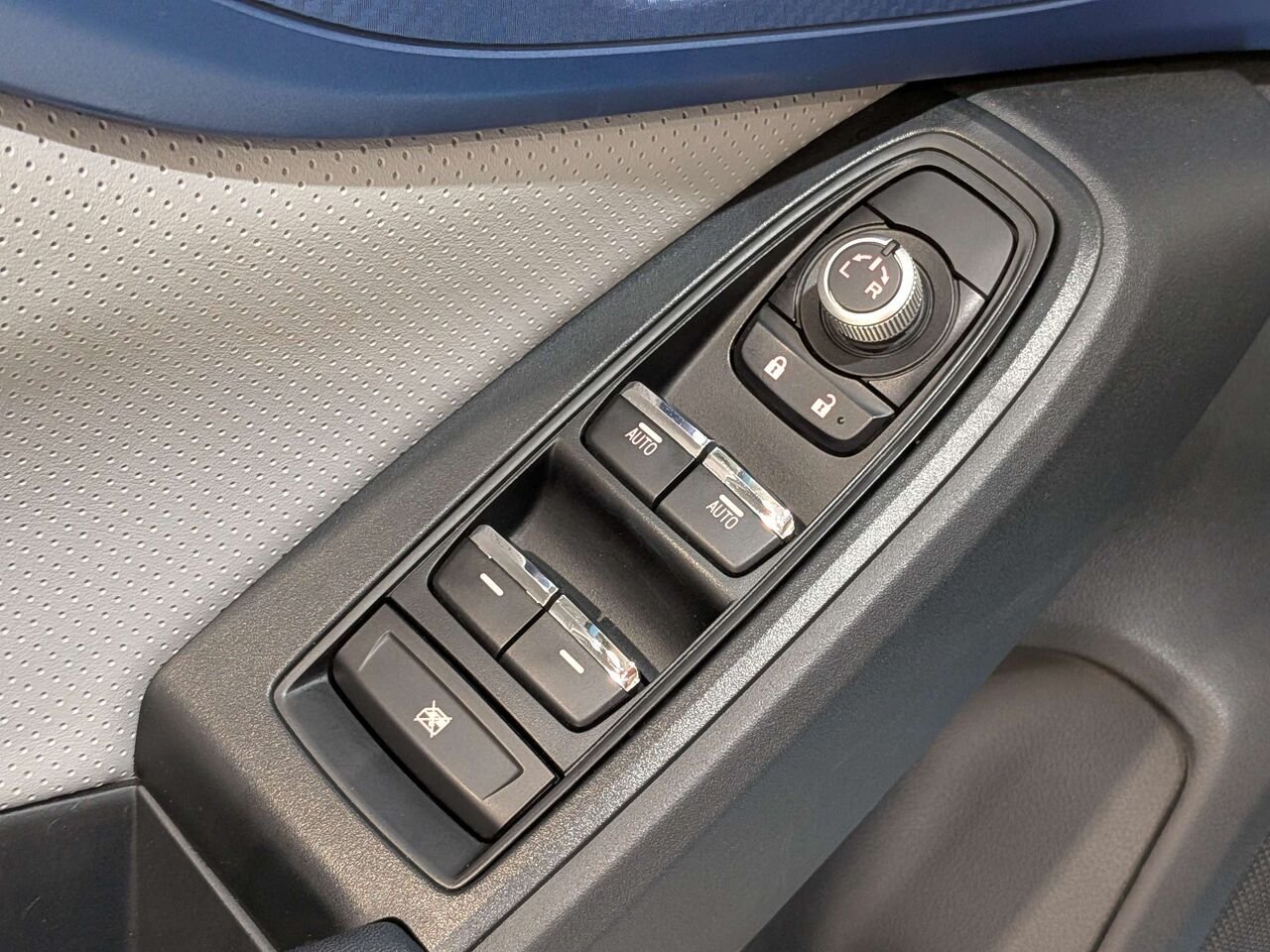 2022 Subaru Crosstrek Plug-in Hybrid Limited CVT Blue Mirabel - photo #36