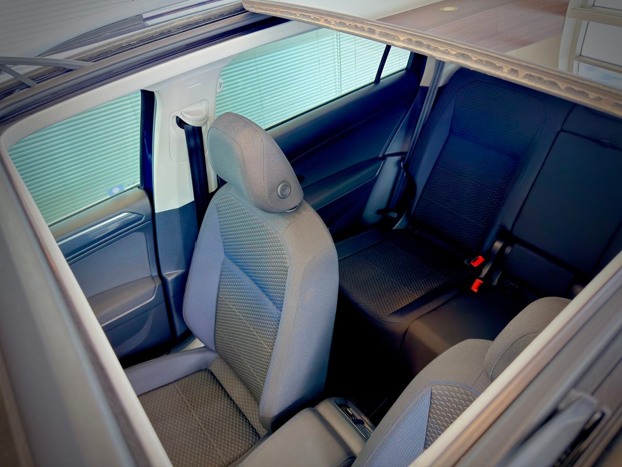 2021 Volkswagen Tiguan Notre-Dame-des-Prairies - photo #6