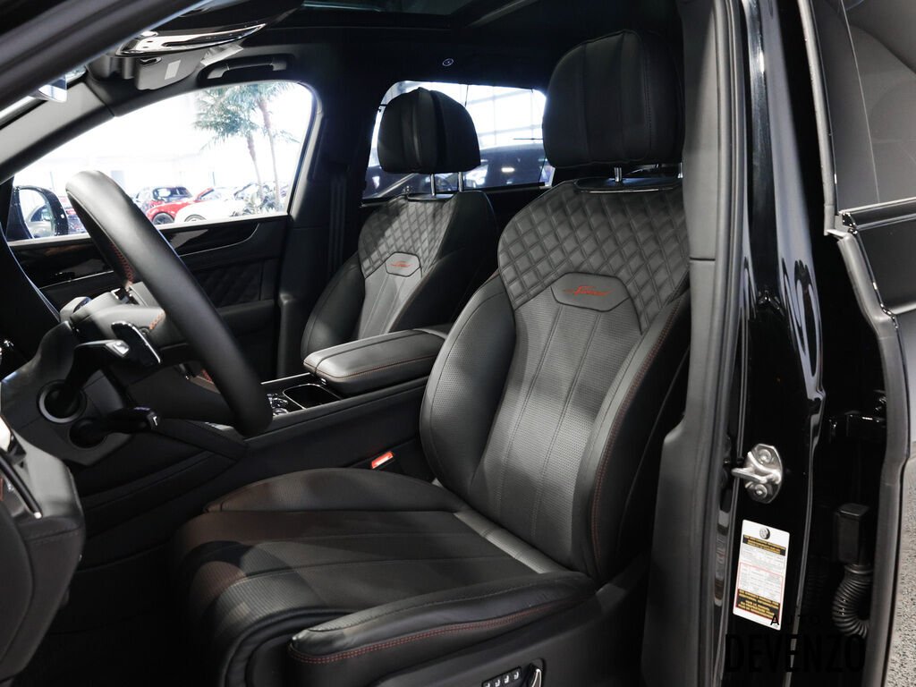 2021 Bentley Bentayga Black Saint-Eustache - photo #18